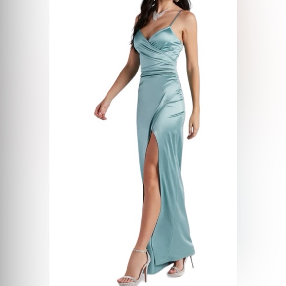 Windsor women’s dress gray slimming small silky new with tags - Picture 2 of 15